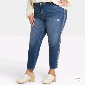 Women's Plus Size Mid-Rise Straight Leg Embroidered Jeans Knox Rose 16W